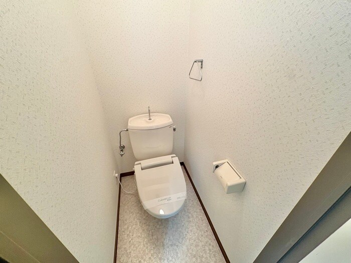 物件内観写真11　(トイレ)