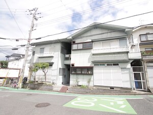 草野ハイツ八幡外観写真