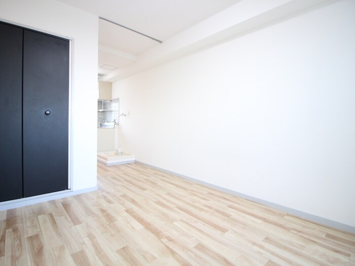 物件内観写真6　(居室)