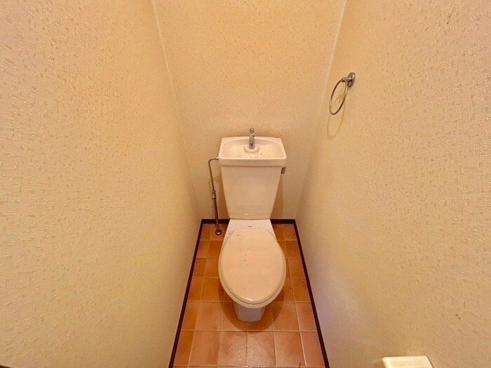 物件内観写真10　(トイレ)