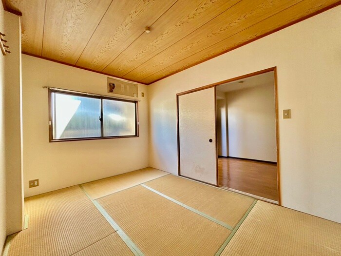 物件内観写真14　(居室)