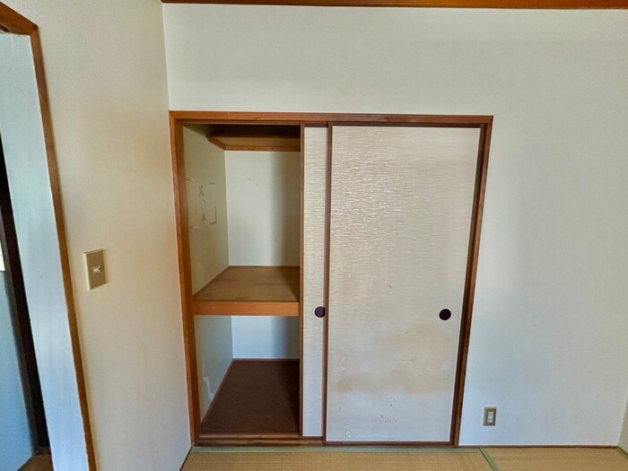 物件内観写真16　(収納)