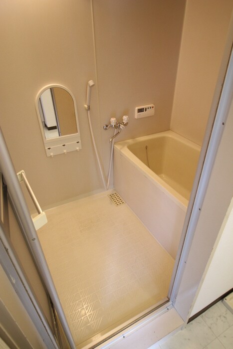 物件内観写真16　(バス／シャワールーム等)