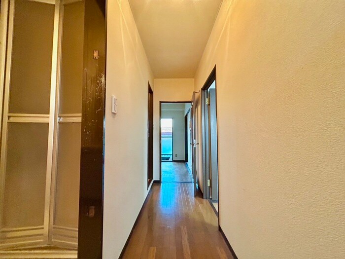 物件内観写真19　(廊下)