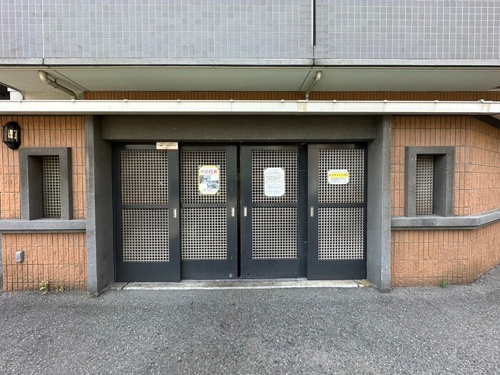 物件外観写真4　(建物設備)