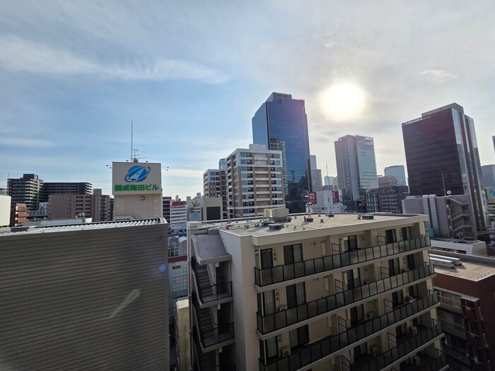 物件内観写真20　(室内からの展望)