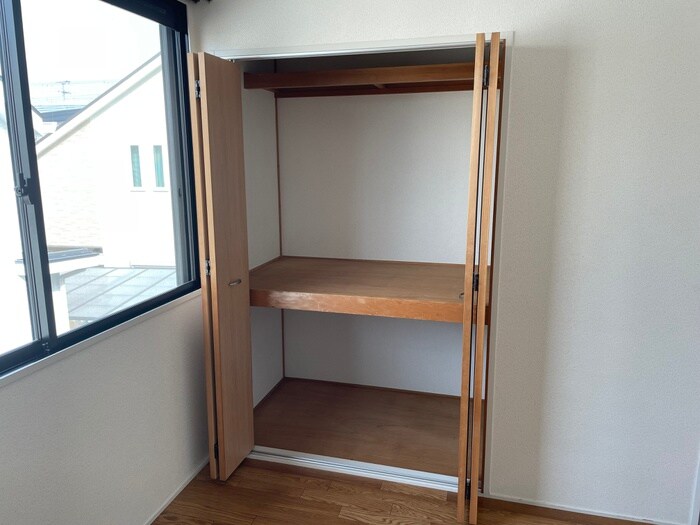 物件内観写真8　(収納)