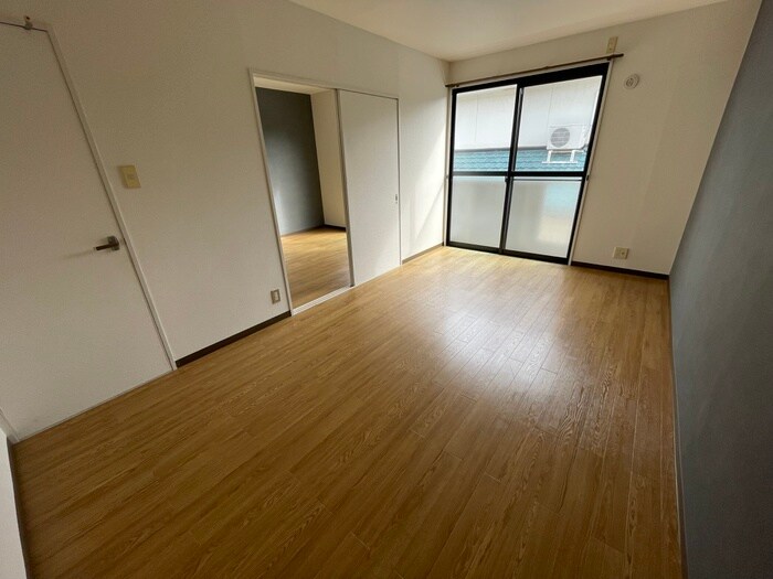 物件内観写真11　(居室)