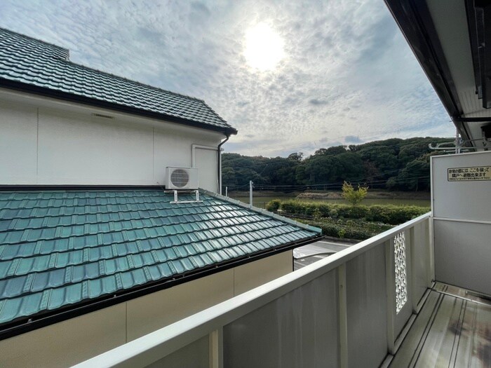 物件内観写真21　(室内からの展望)