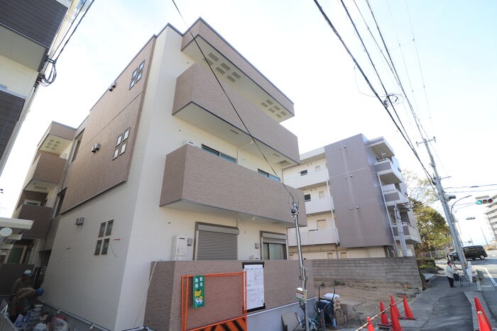 物件外観写真2　(外観写真)