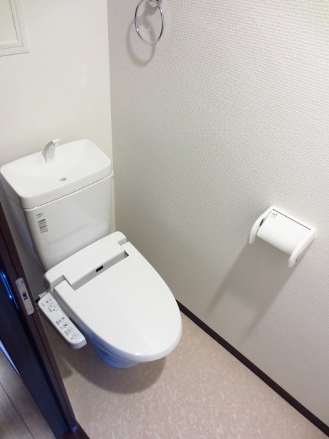 物件内観写真12　(トイレ)