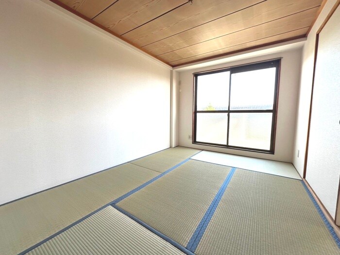 物件内観写真10　(居室)