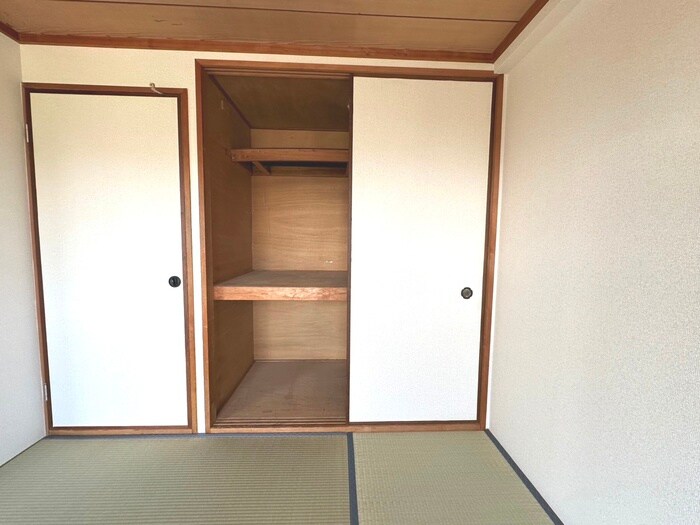物件内観写真11　(収納)