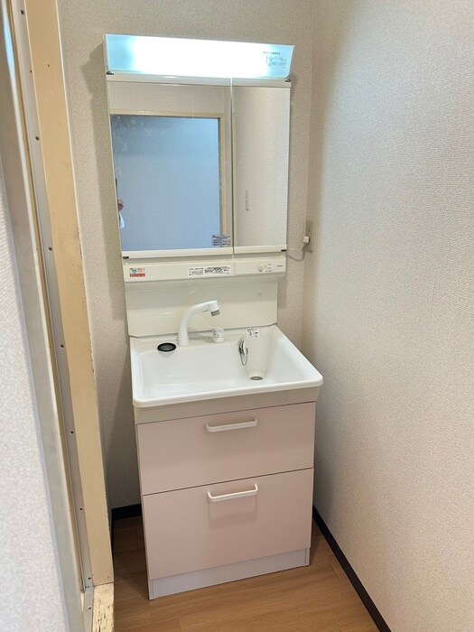 物件内観写真13　(洗面)