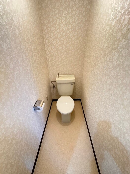 物件内観写真15　(トイレ)