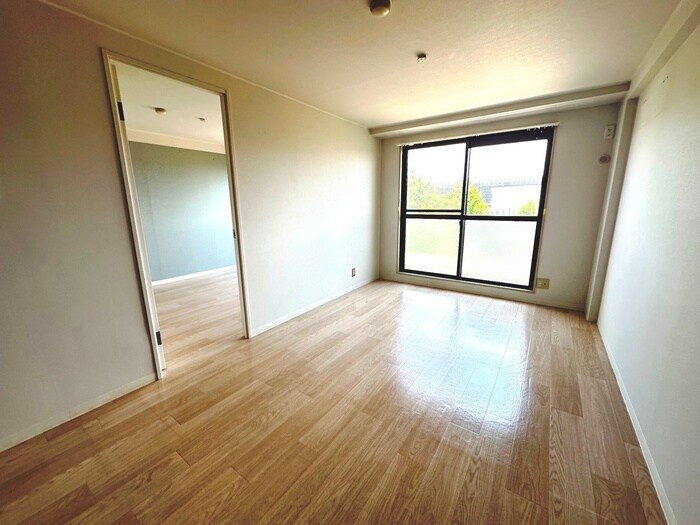 物件内観写真19　(居室)