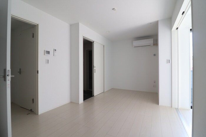 物件内観写真4　(居室)