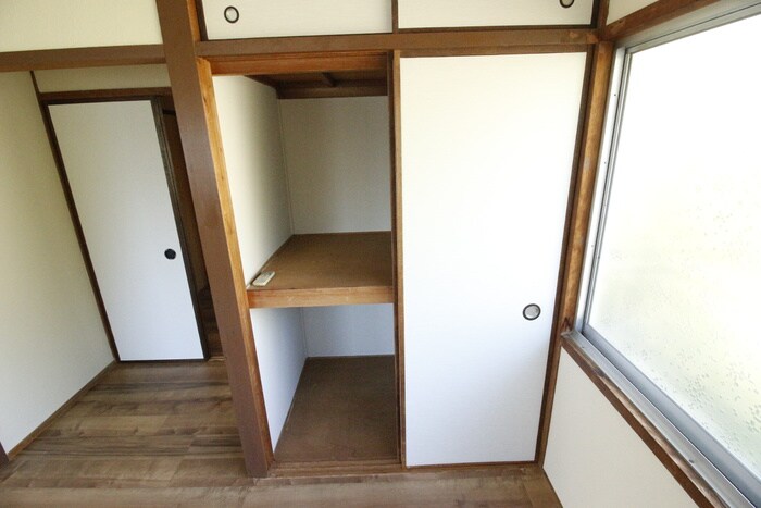 物件内観写真13　(収納)