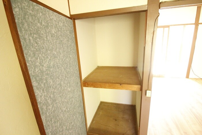物件内観写真21　(収納)