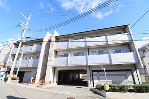 サントレノ箕面外観写真
