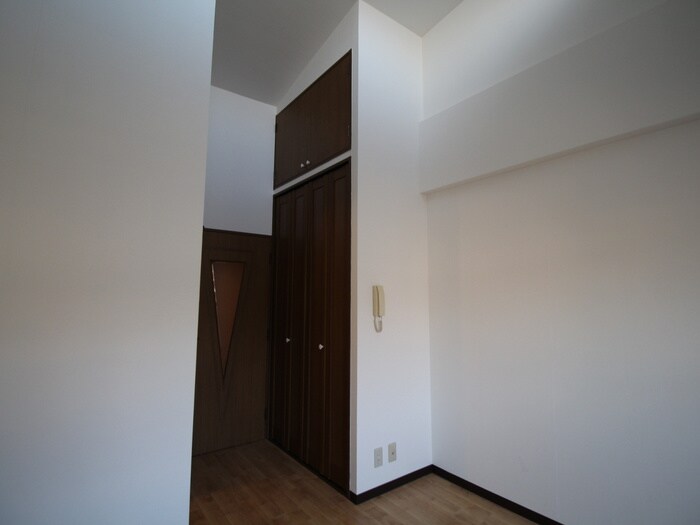 物件内観写真16　(収納)