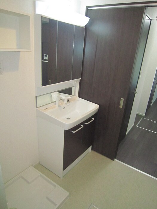 物件内観写真11　(洗面)