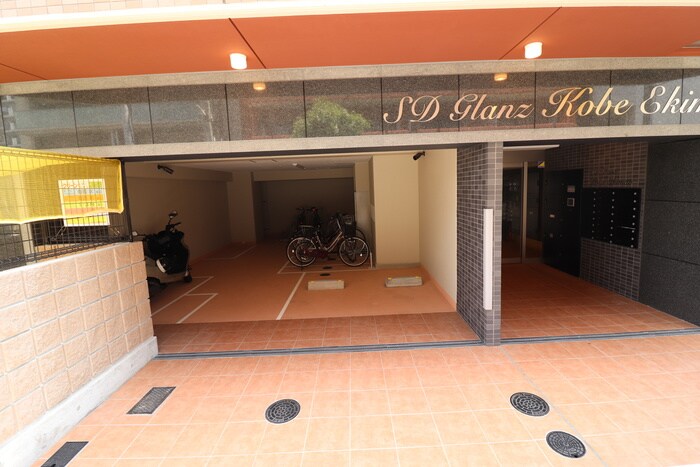 物件外観写真3　(駐輪場)