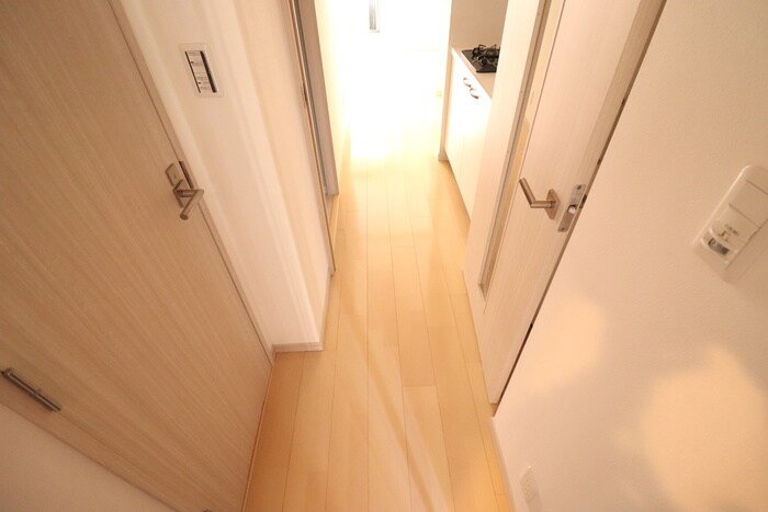 物件内観写真19　(廊下)