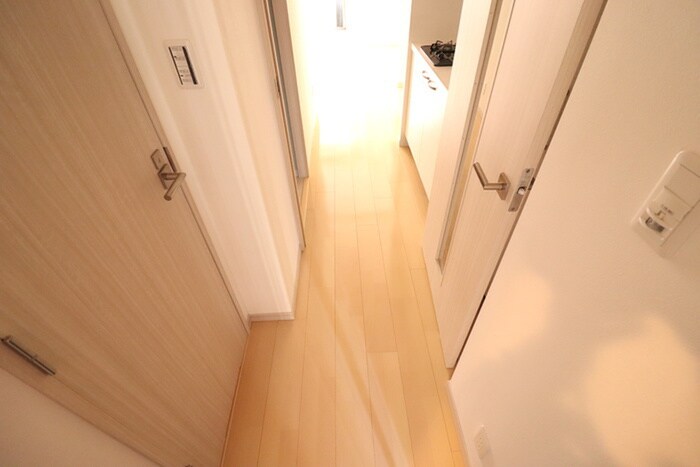 物件内観写真19　(廊下)