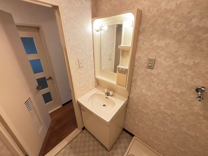 物件内観写真13　(洗面)