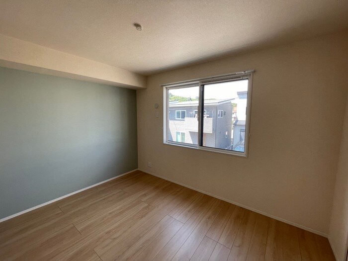 物件内観写真9　(居室)