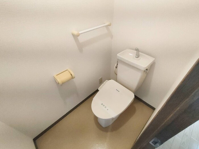 物件内観写真18　(トイレ)