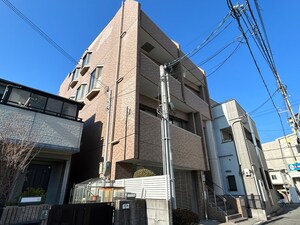 メゾンボヌール逆瀬川外観写真