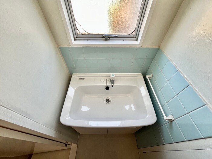 物件内観写真9　(洗面)