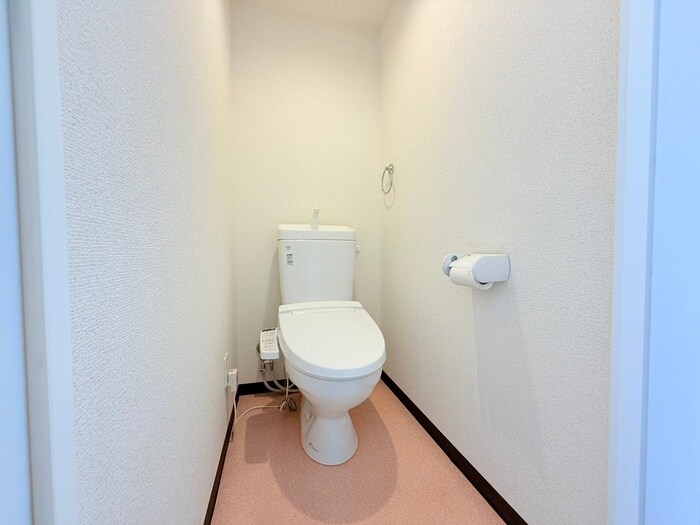 物件内観写真6　(トイレ)