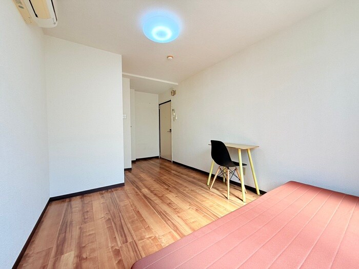 物件内観写真11　(居室)