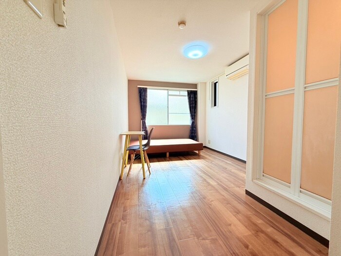 物件内観写真12　(居室)