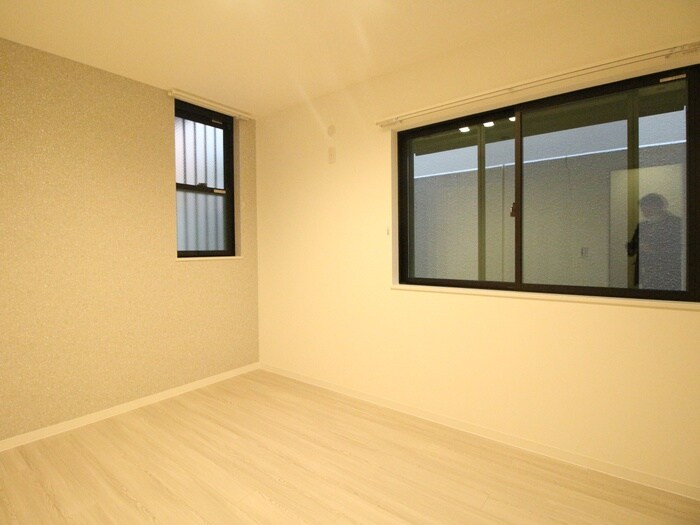 物件内観写真10　(居室)