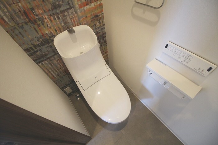 物件内観写真12　(トイレ)