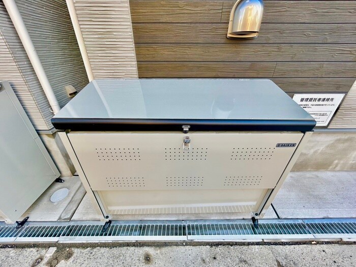 物件外観写真4　(建物設備)