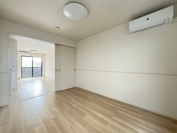 物件内観写真7　(居室)