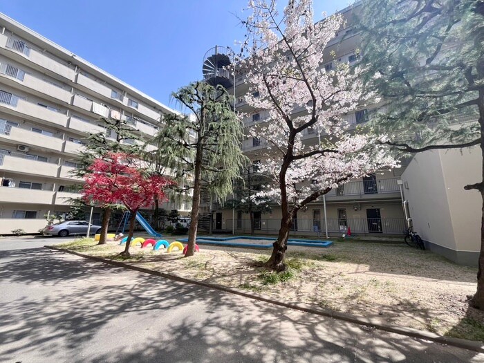 物件外観写真6　(周辺環境)