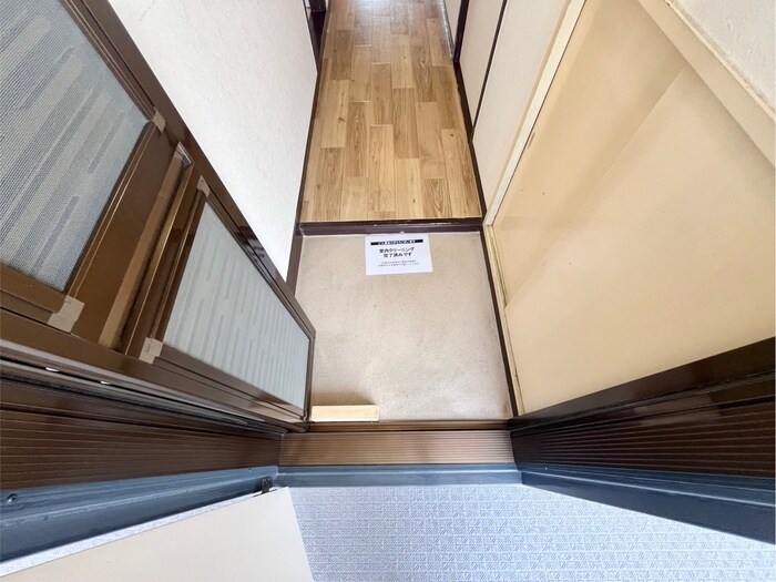 物件内観写真20　(玄関)