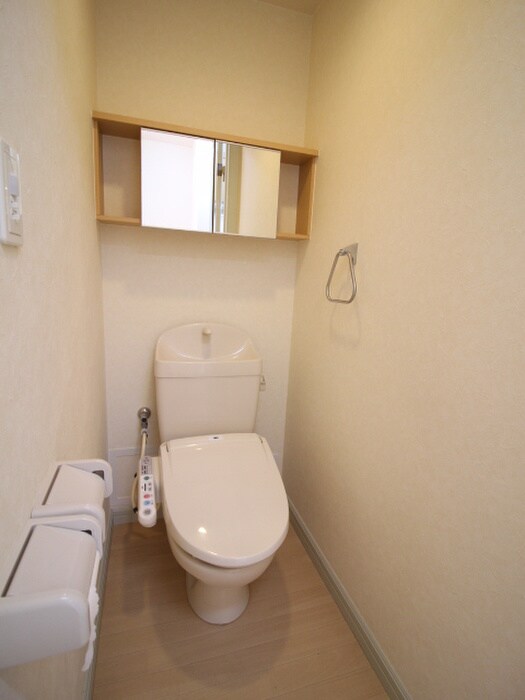 物件内観写真12　(トイレ)