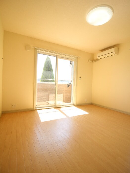 物件内観写真14　(居室)