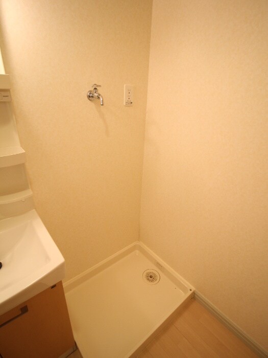 物件内観写真20　(洗濯機置場)