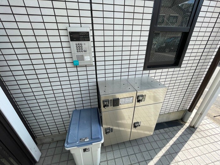 物件外観写真6　(建物設備)
