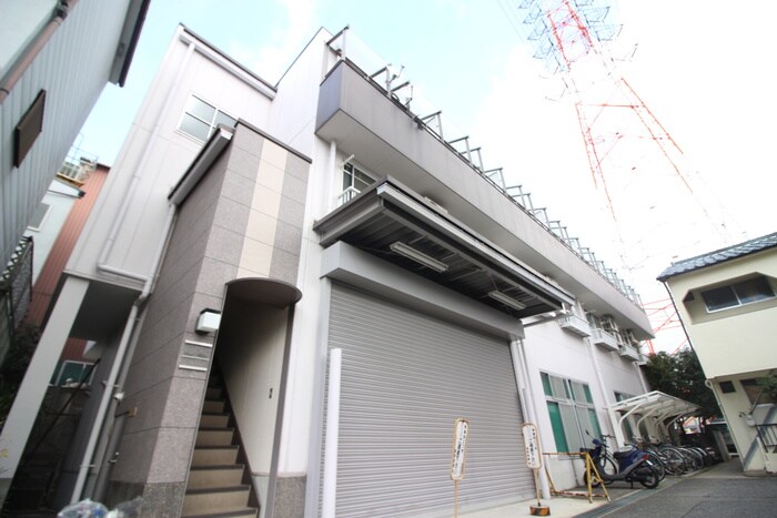 物件外観写真2　(外観写真)