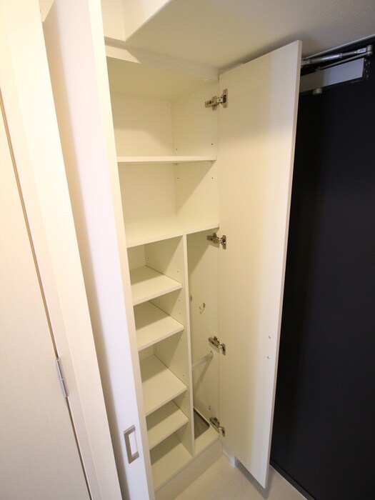 物件内観写真10　(靴箱)