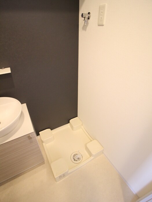 物件内観写真15　(洗濯機置場)